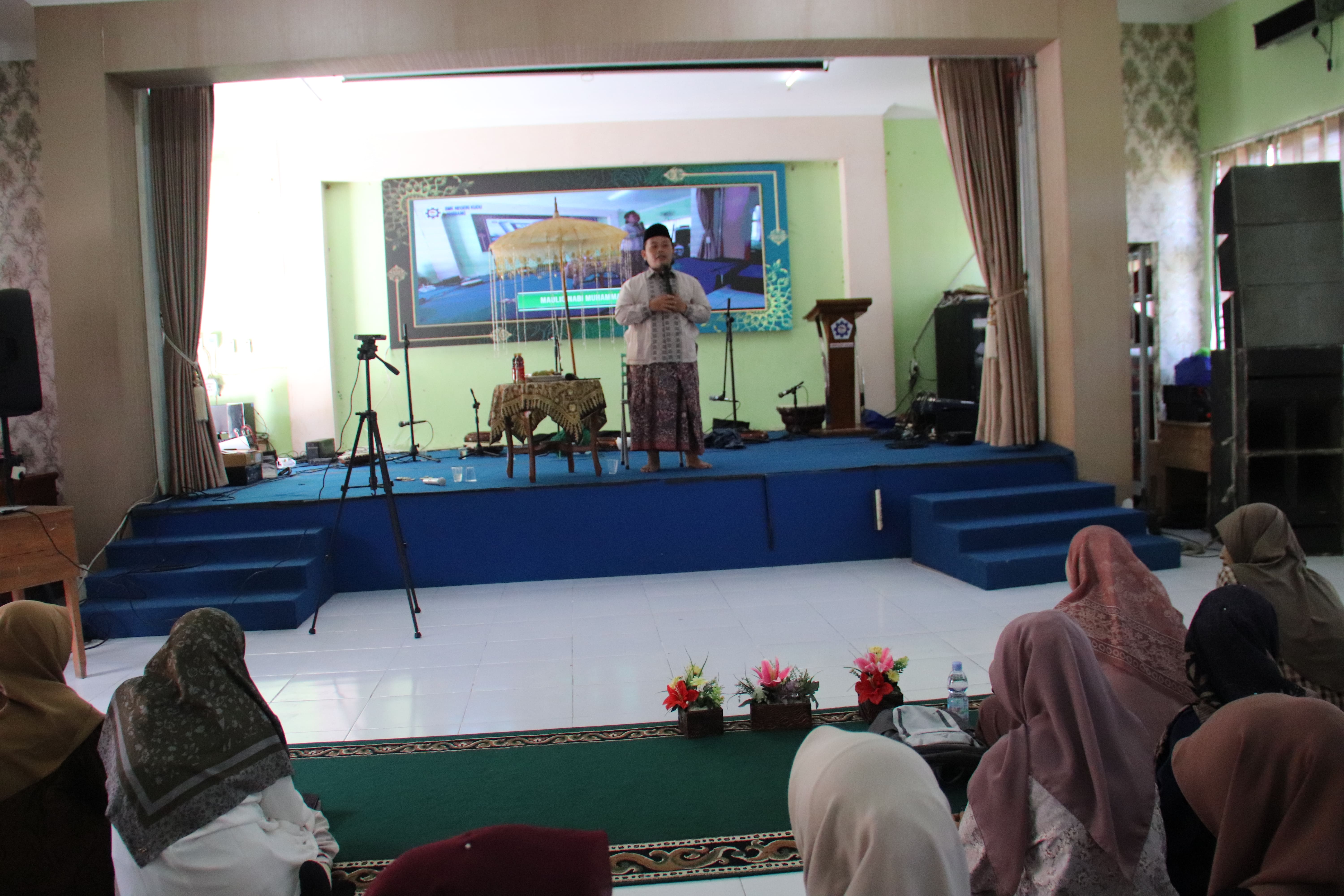 Semarak Maulid di SMK Negeri Kudu: Sholawat Bergema, Akhlak Nabi Jadi Teladan Utama