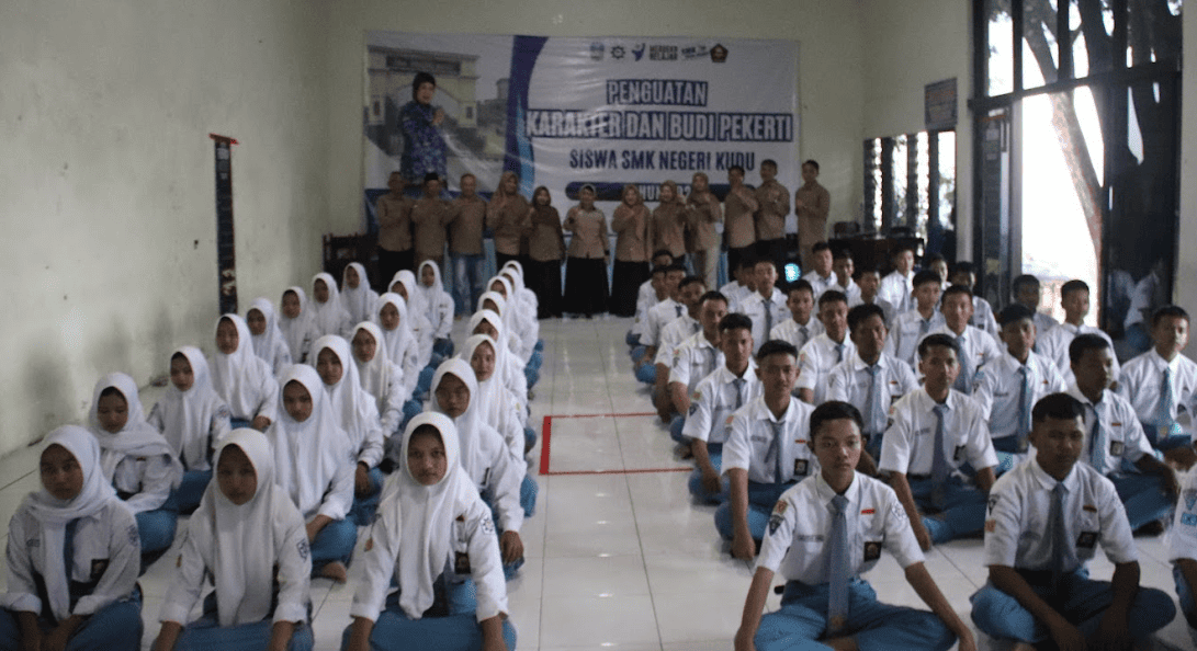 LDKS OSIS SMK Negeri Kudu 2025/2026: Menyemai Karakter Pemimpin Muda Bersama FOTRAN Indonesia
