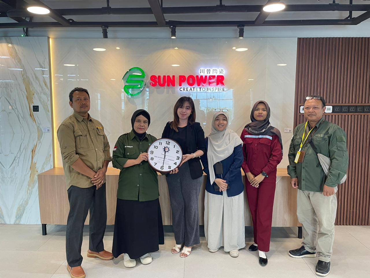 SMK Negeri Kudu Jalin MoU Strategis dengan PT Sun Power Ceramics