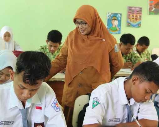 Wujudkan Lingkungan Belajar Kondusif, SMKN Kudu Sukseskan PSAS Genap Berbasis Hibrid