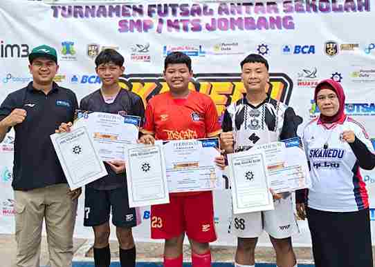 Satu Lapangan Satu Tujuan: SMPN 1 Jombang Sabet Gelar Juara di Skanedu Futsal Cup 2026